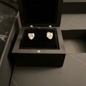 Diamond earrings 2.26 cw